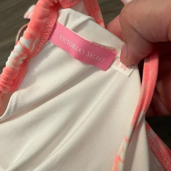 Victoria Secret Teeny triangle flounce bikini top neon nectar color size L - Picture 2 of 4